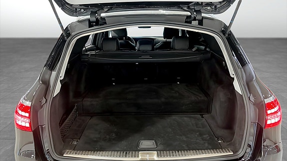 Mercedes-Benz E300 10 of 20