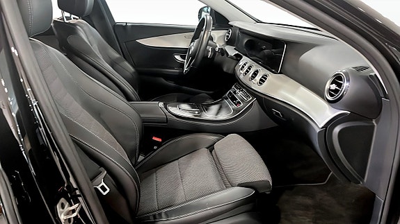 Mercedes-Benz E300 3 of 20