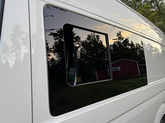 Volkswagen Crafter 8 of 30