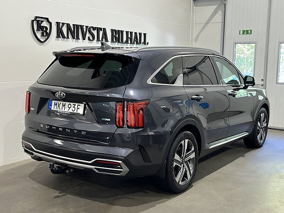 Kia Sorento 4 of 30