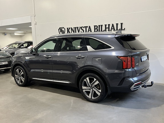 Kia Sorento 2 of 30