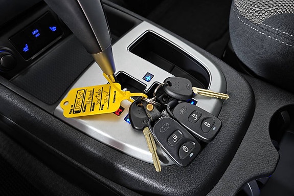 Hyundai Santa Fe 24 of 28