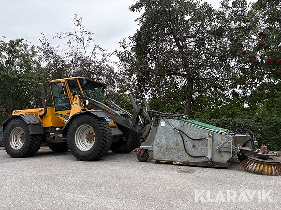 Redskapsbärare Wille 745 med vikplog, sandspr 2 of 6