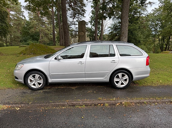 Skoda Octavia 4 of 11