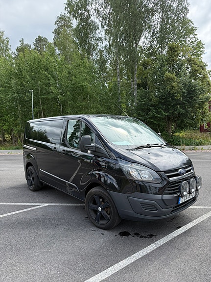 Ford Transit Custom 4 of 5