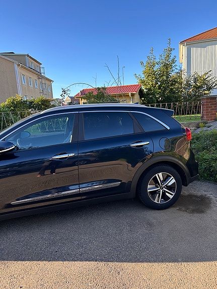 Kia Niro 3 of 7