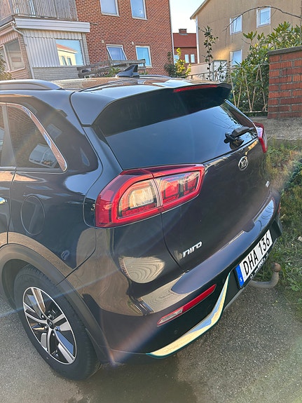 Kia Niro 2 of 7
