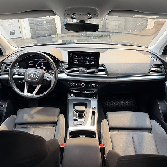 Audi Q5 10 of 13