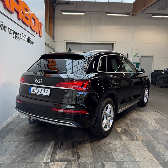 Audi Q5 4 of 13