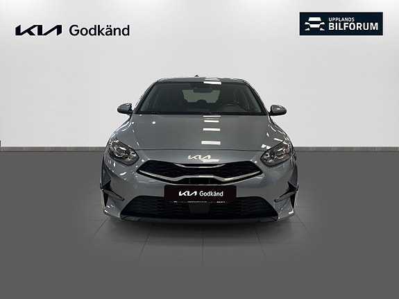 Kia Ceed 2 of 15