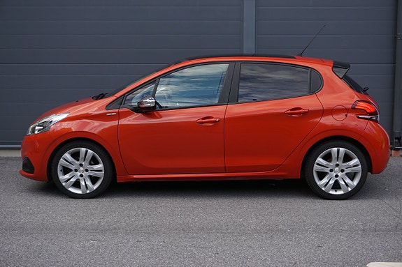Peugeot 208 8 of 30