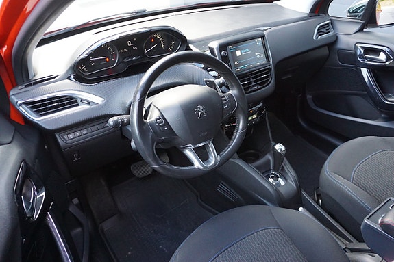 Peugeot 208 21 of 30