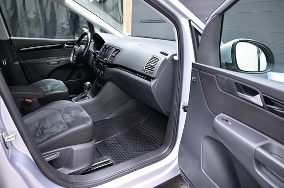 Volkswagen Sharan 12 of 23