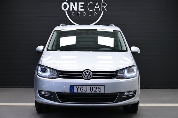 Volkswagen Sharan 3 of 23
