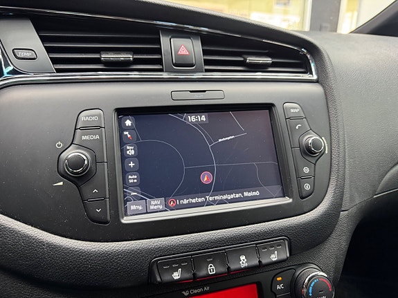 Kia Ceed 14 of 19