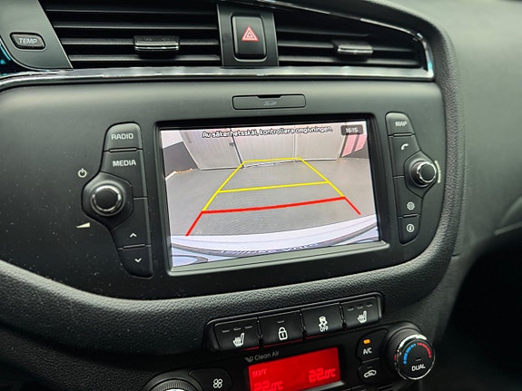 Kia Ceed 15 of 19