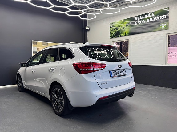 Kia Ceed 4 of 19