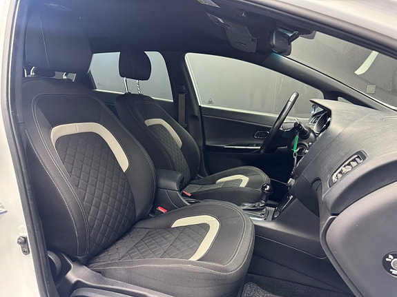 Kia Ceed 18 of 19
