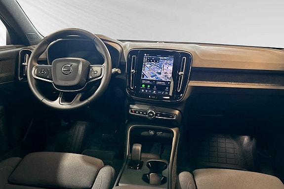 Volvo EX40 9 of 30