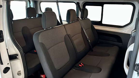 Renault Trafic 5 of 11
