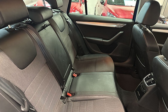 Skoda Octavia 19 of 22