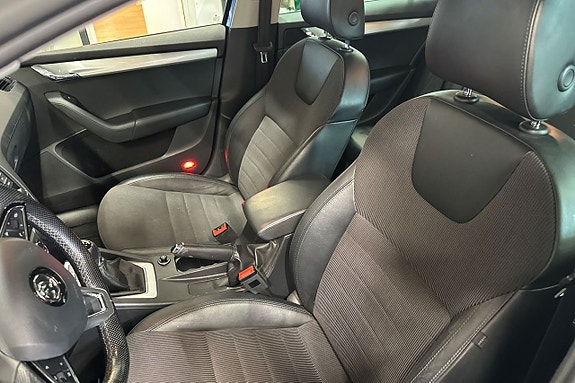 Skoda Octavia 11 of 22