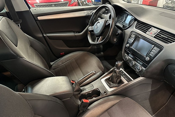Skoda Octavia 16 of 22