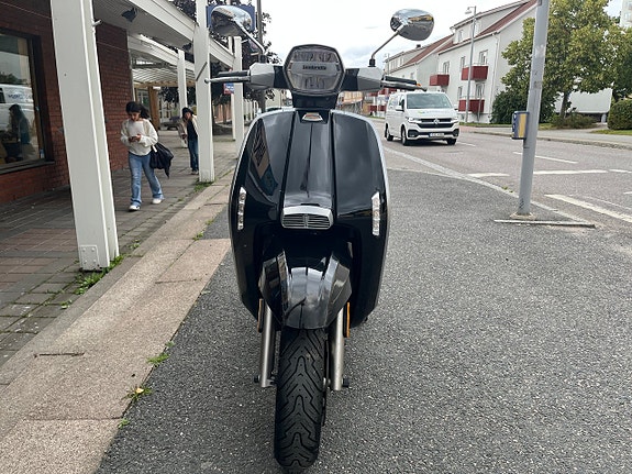 Lambretta V50 Special 8 of 11