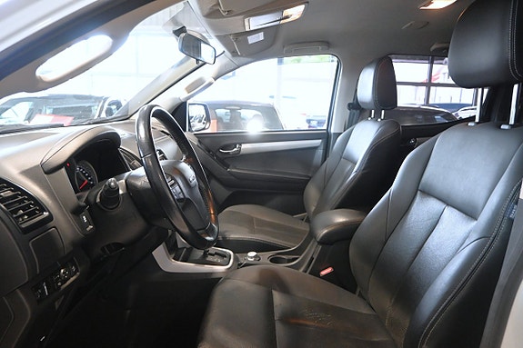 Isuzu D-max 10 of 30