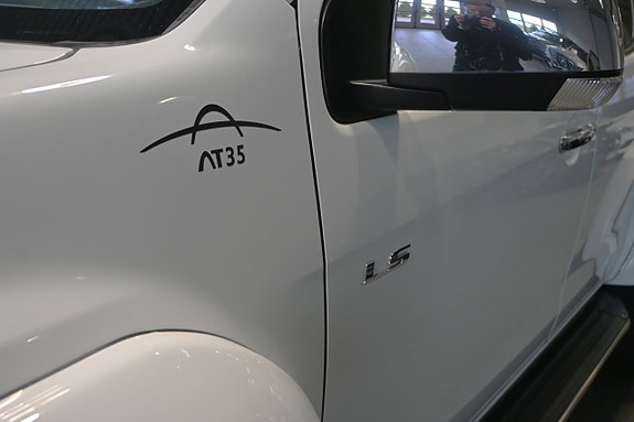 Isuzu D-max 7 of 30
