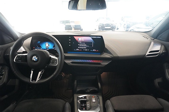 BMW 120 5 of 17