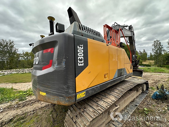 Grävmaskin Volvo EC300EL 13 of 27