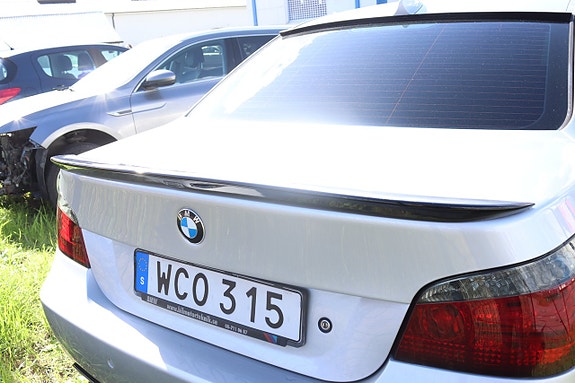 BMW 545i 24 of 24