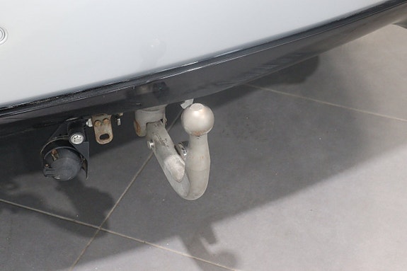 BMW 545i 11 of 24
