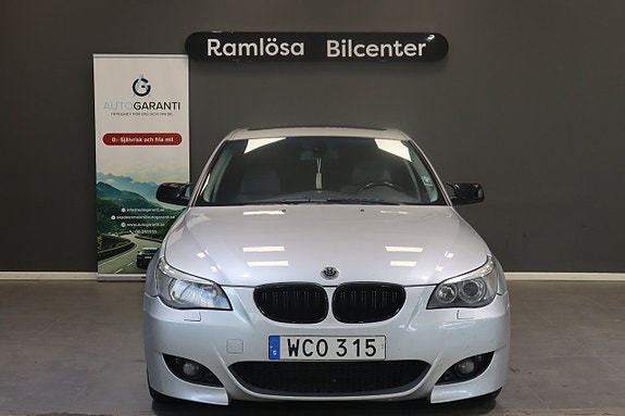 BMW 545i 4 of 24