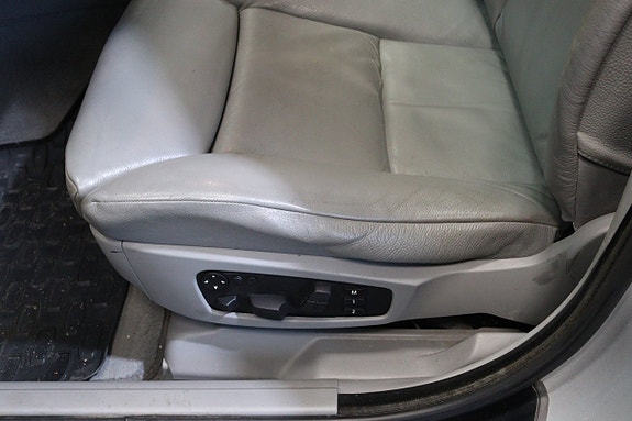 BMW 545i 18 of 24