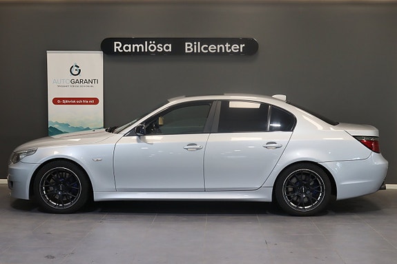 BMW 545i 2 of 24