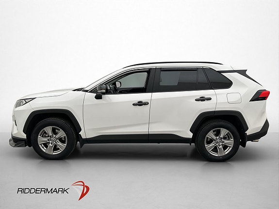 Toyota RAV4 4 of 30