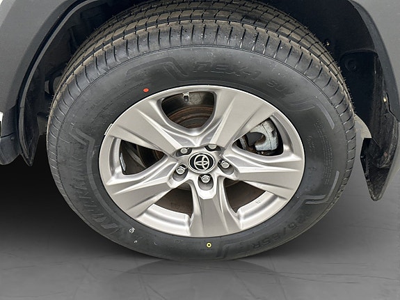 Toyota RAV4 30 of 30