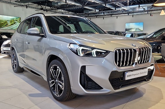 BMW X1 20 of 22