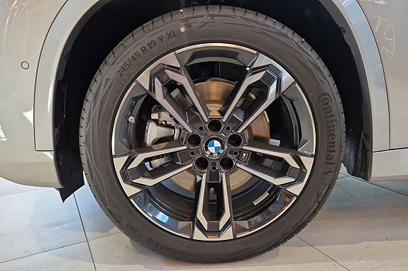 BMW X1 17 of 22