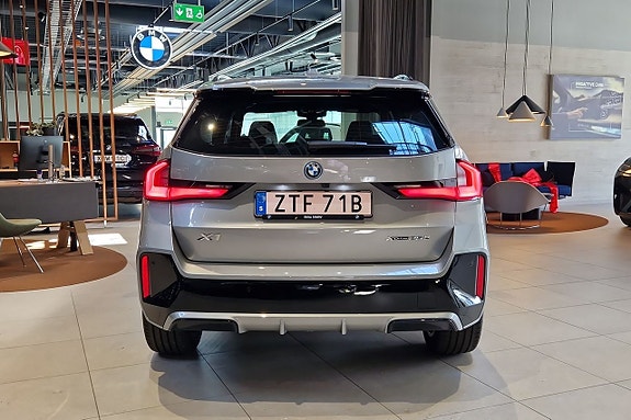 BMW X1 5 of 22