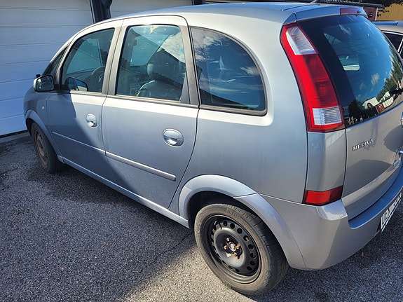 Opel Meriva 4 of 5