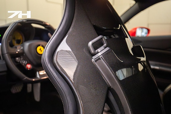 Ferrari 488 GTB 21 of 30