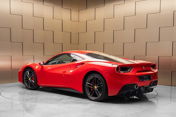 Ferrari 488 GTB 3 of 30