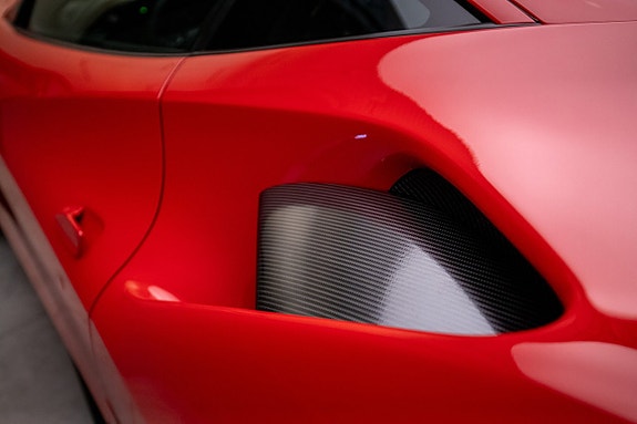 Ferrari 488 GTB 25 of 30