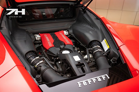 Ferrari 488 GTB 27 of 30
