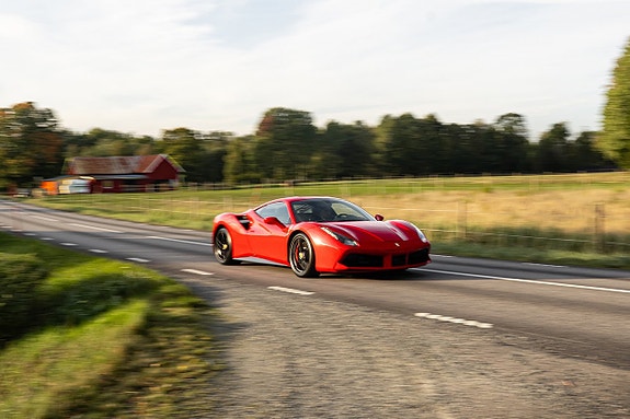 Ferrari 488 GTB 9 of 30