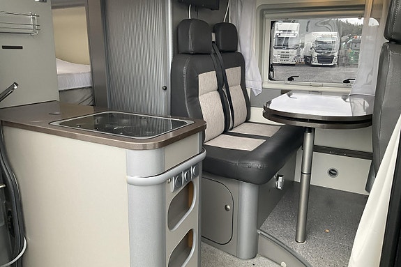 Fiat adria-twin 600 SP 23 of 27