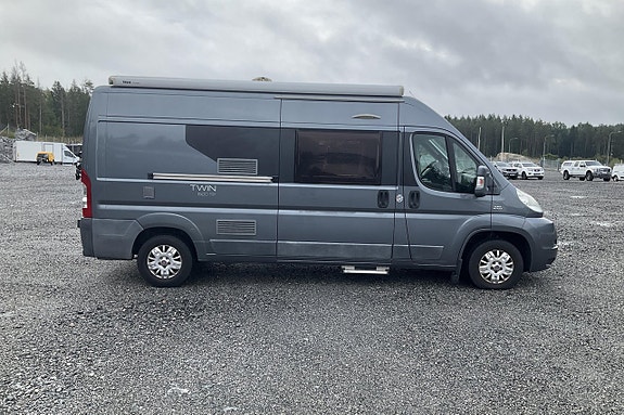 Fiat adria-twin 600 SP 2 of 27